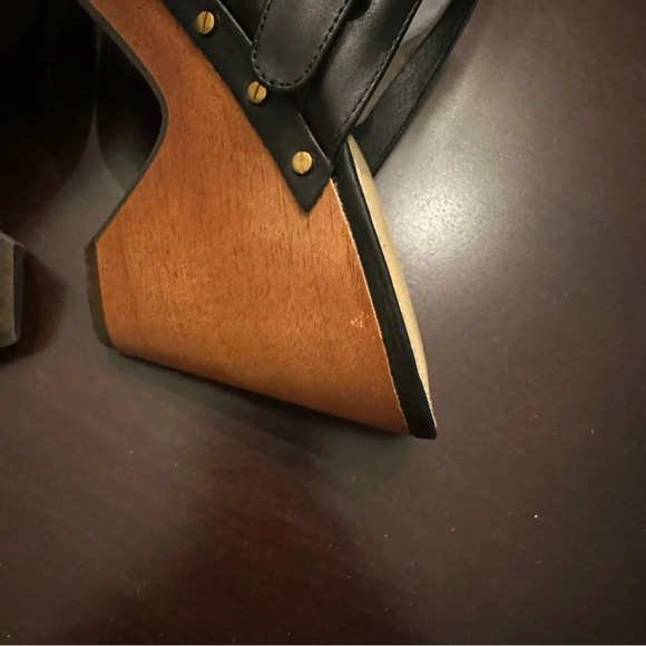 NIB Veronica Beard Hendrix Buckled Clogs Size 9.5 Black - Picture 10 of 13